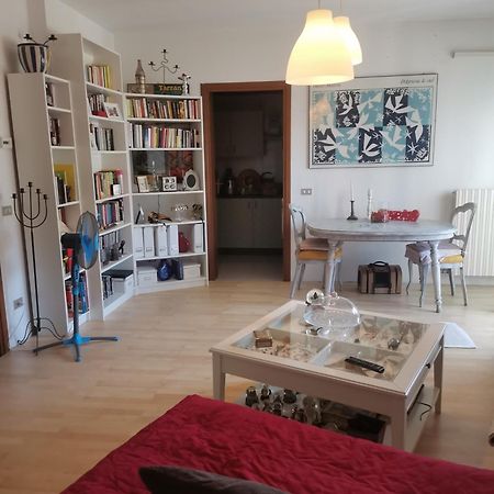 B&B Busto Garolfo المظهر الخارجي الصورة